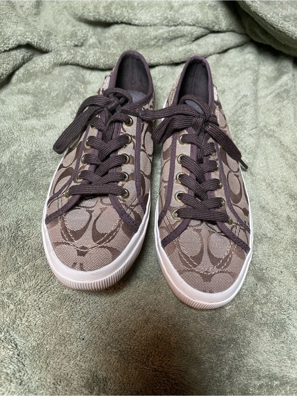 COACH Kalyn Signature C Logo Tan Khaki Jacquard Sneakers